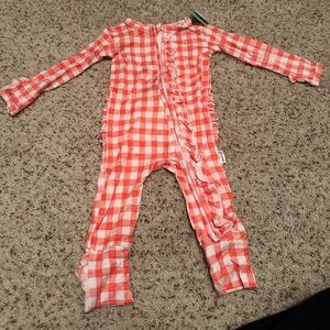 9m bamboo Gigi and max ruffle zip-new with tags